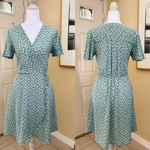 Monteau Los Angeles Mint Floral Dress Size Small